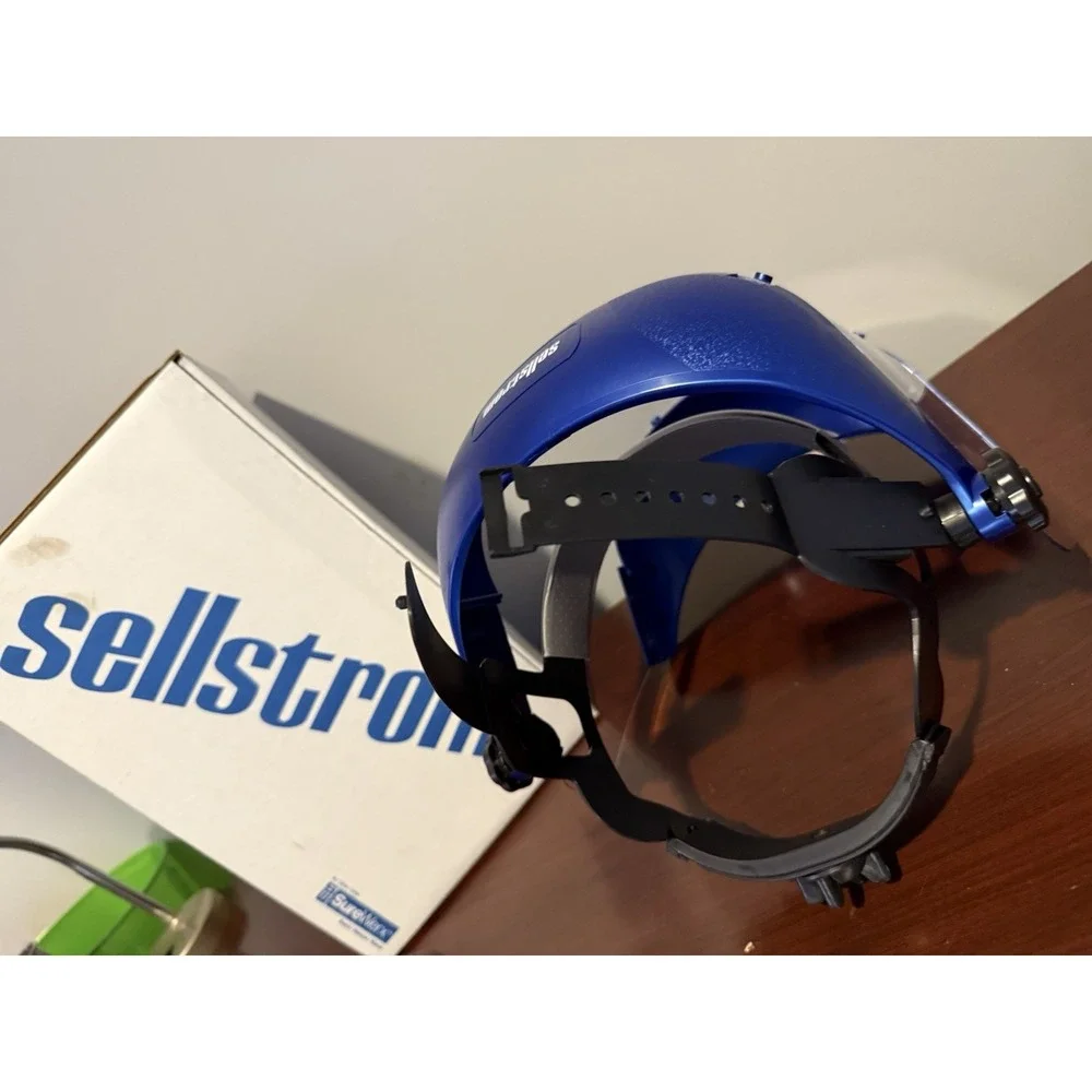 Sellstrom S38140 Series‎ Dual Crown Face Shield with Ratcheting Headgear
